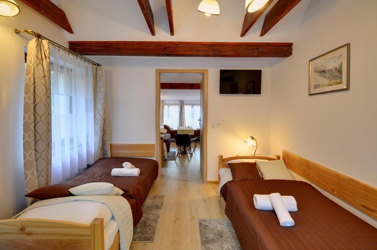 Dom Krawca - Pod Chojnikiem Appartement Jelenia Góra Buitenkant foto