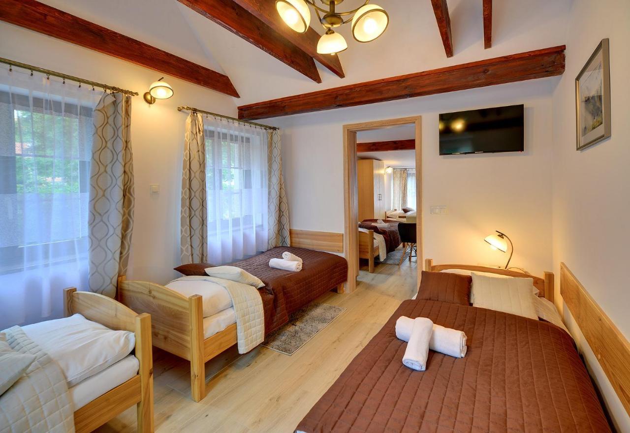 Dom Krawca - Pod Chojnikiem Appartement Jelenia Góra Buitenkant foto