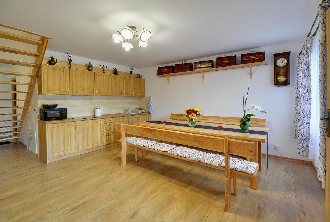 Dom Krawca - Pod Chojnikiem Appartement Jelenia Góra Buitenkant foto