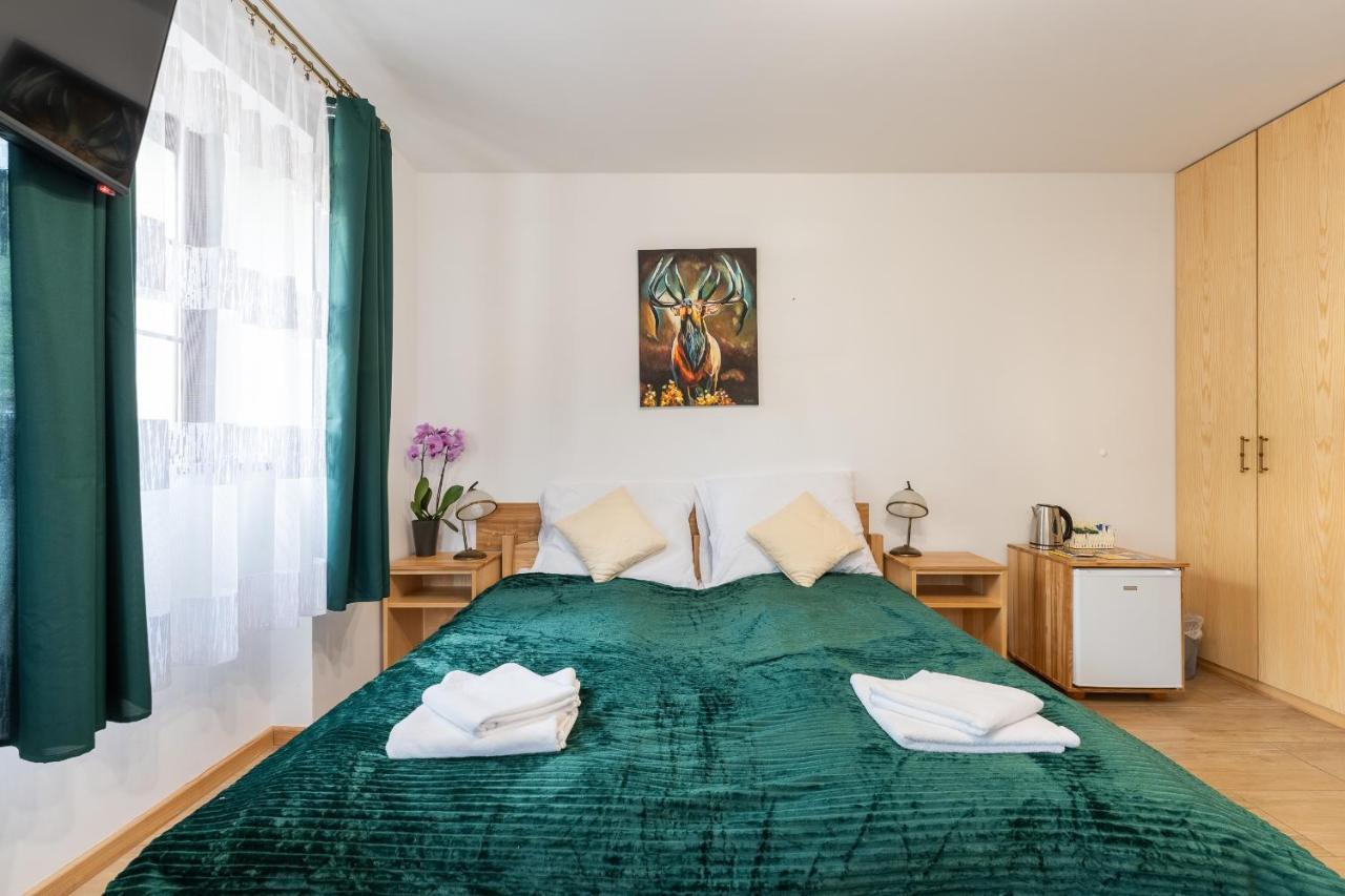 Dom Krawca - Pod Chojnikiem Appartement Jelenia Góra Buitenkant foto