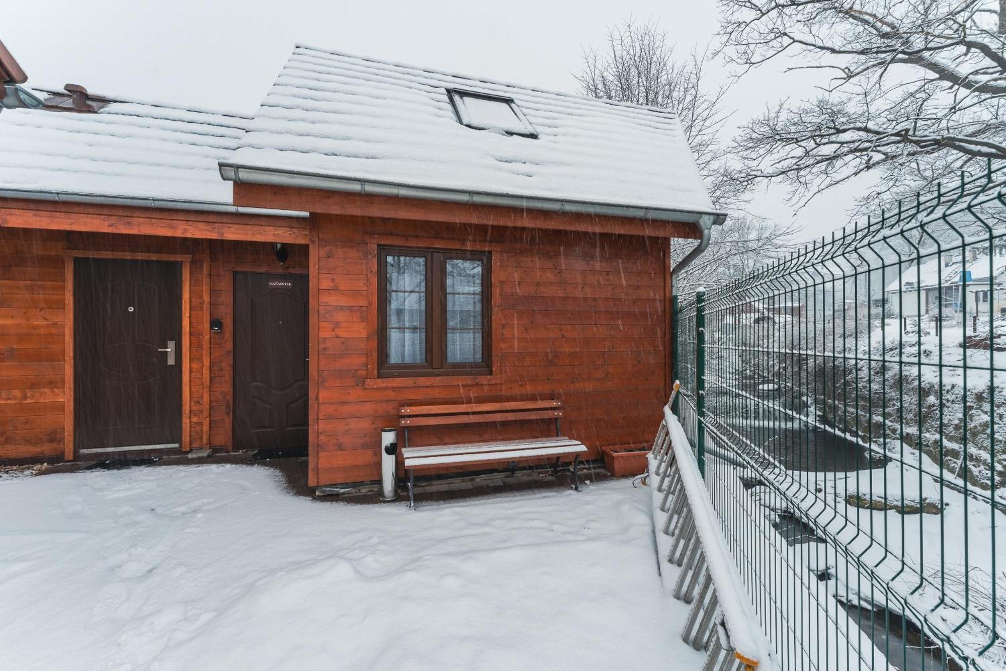 Dom Krawca - Pod Chojnikiem Appartement Jelenia Góra Buitenkant foto