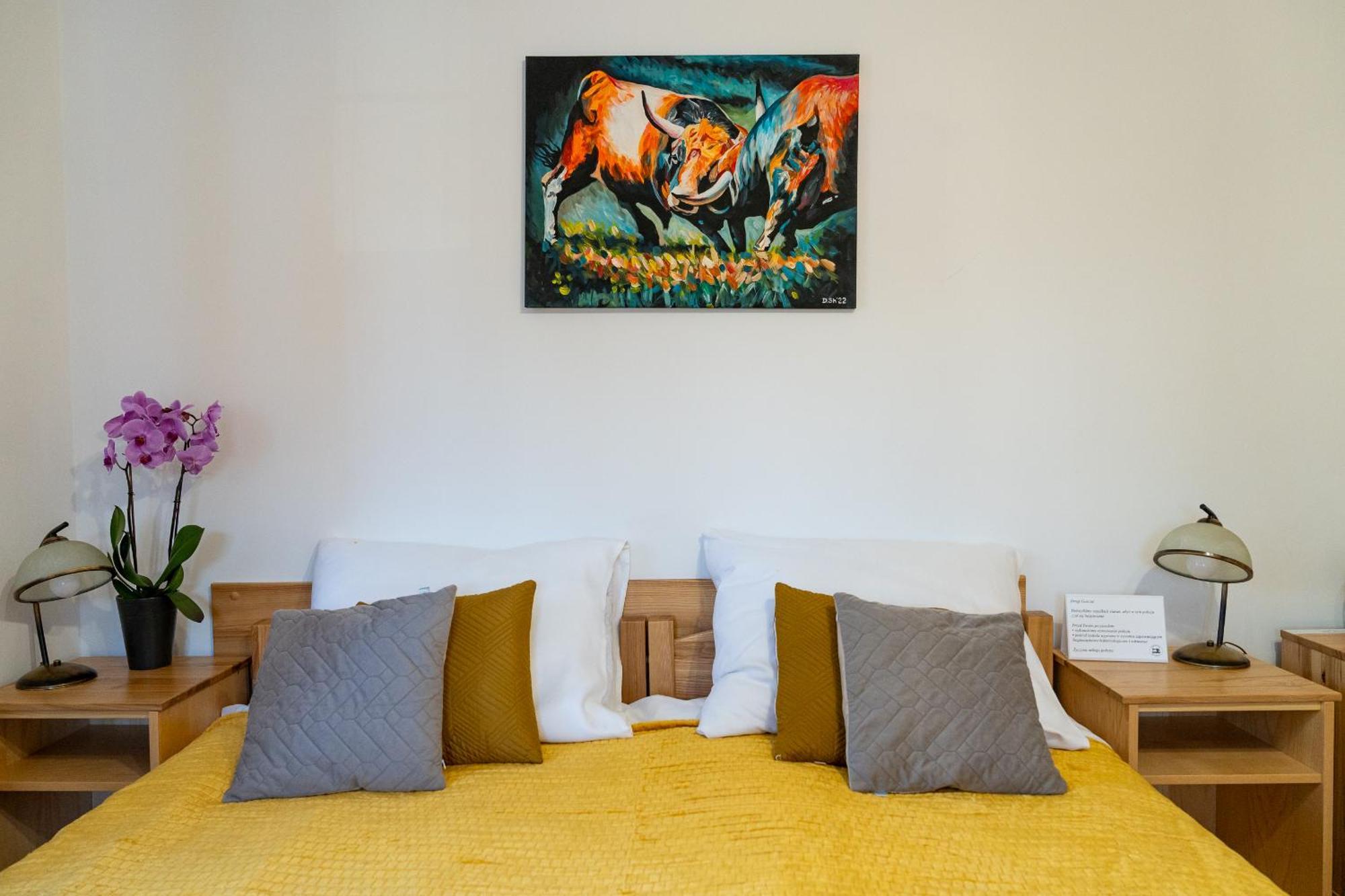 Dom Krawca - Pod Chojnikiem Appartement Jelenia Góra Buitenkant foto